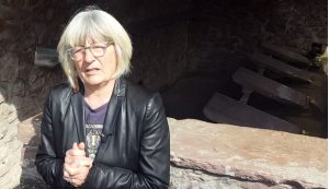 Lola Sarratea